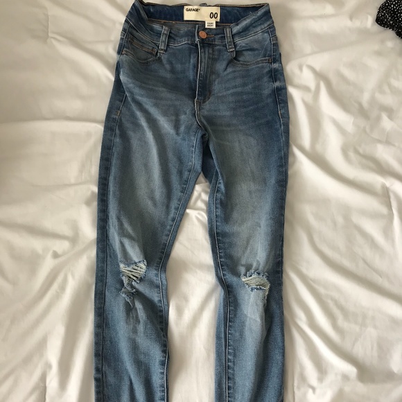 Medium wash, high waisted skinny jeans - Picture 1 of 1